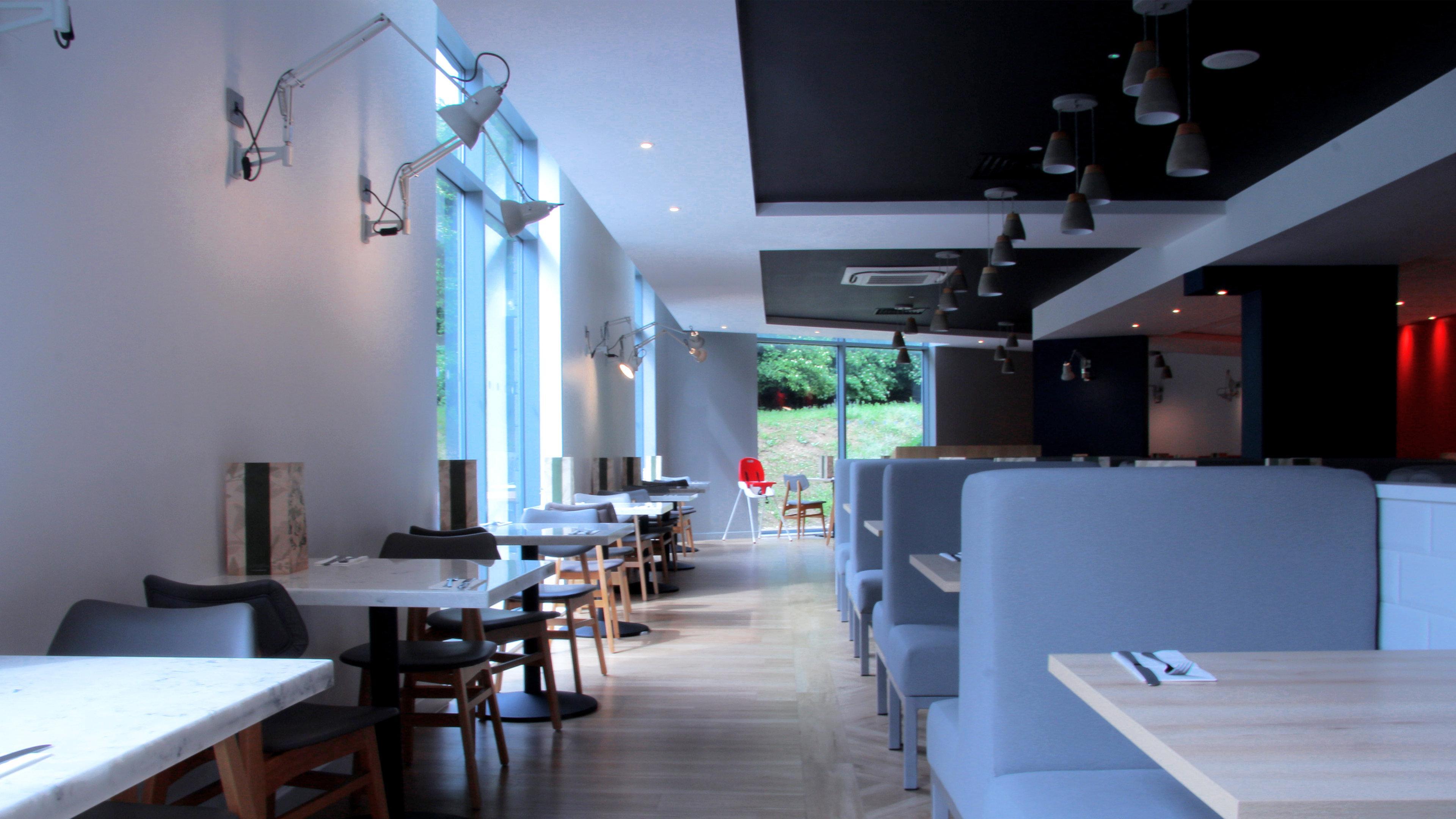 Holiday Inn Express London Stansted Airport By Ihg Stansted Mountfitchet Esterno foto